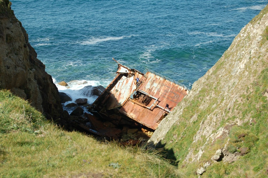 Lands End Ship Wreck 900px